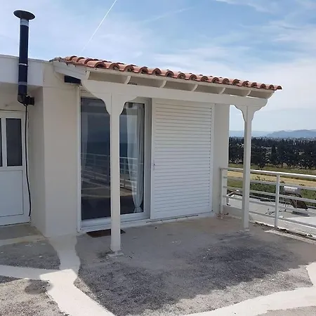 Cute&Quiet Studio Loutraki Exterior photo